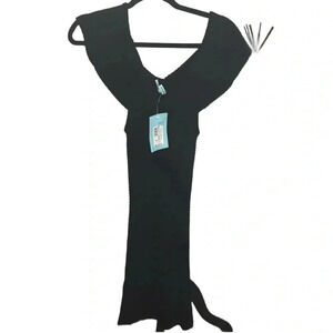 Guess by Marciano black knit off the shoulder dress
NWT

8139